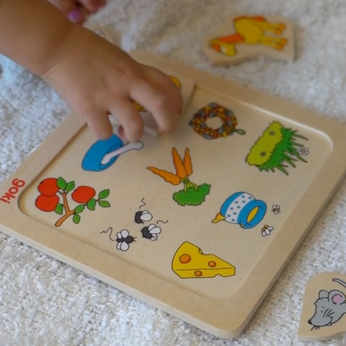 who ats what wooden puzzle by goki toys featuring animals and their favourite foods